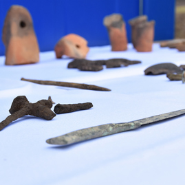 Zväčšiť fotografiu - Archeologický výskum odhalil rozsiahle osídlenie z troch časových úseko - cakan