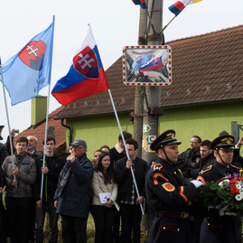 Celonárodnej spomienky na jozefa miloslava hurbana v beckove sa zúčastnili aj jeho pravnúčatá - 20170319_BECKOV_Hurban200_foto_Radovan_Stoklasa_023w