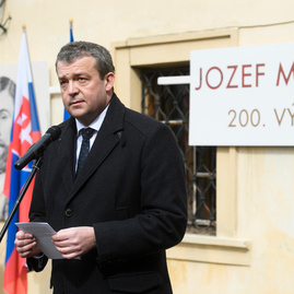 Celonárodnej spomienky na jozefa miloslava hurbana v beckove sa zúčastnili aj jeho pravnúčatá - 20170319_BECKOV_Hurban200_foto_Radovan_Stoklasa_046w
