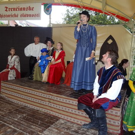 Dážď poznačil, ale neodradil otvorenie trenčianskych historických slávností - DSC00123_resize