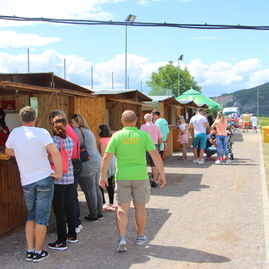 Deň medzihoria organizovala tento rok obec oslany; do tanca hrali kollárovci - IMG_2074