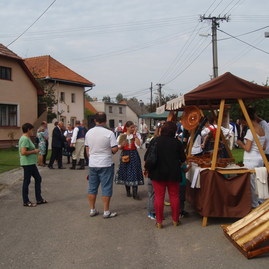 Folklórna skupina lubená z poluvsia oslávila  tridsiatku - P9060074_resize
