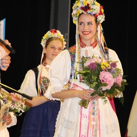 Folklórne dedičstvo trenčianskeho kraja pod jednou strechou, župa stále zbiera podklady na knižnú publikáciu - IMG_2010