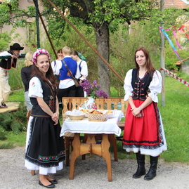 Folklórne dedičstvo trenčianskeho kraja pod jednou strechou, župa stále zbiera podklady na knižnú publikáciu - IMG_3058