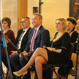 Galavečer venovaný kreatívnym ženám hostila krajská dominanta - IMG_5272