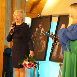 Galavečer venovaný kreatívnym ženám hostila krajská dominanta - IMG_5367