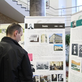 Generál štefánik do konca februára súčasťou vestibulu župného úradu - IMG_0137