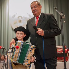 Heligonkári sa znova stretli v lúkach - Matús Hodas a starosta