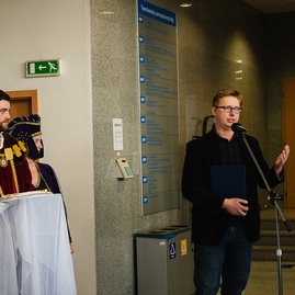Zväčšiť fotografiu - Historický odkaz regiónu nájdete vo vestibule župného úradu - TSK_zastupiteľstvo_január_mini (14 of 49)