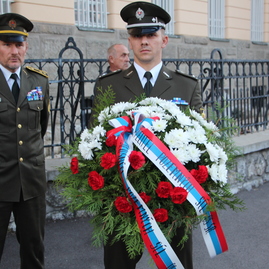 Historický odkaz z novembra 1989 si pripomenuli aj v krajskom meste trenčín - IMG_8528