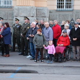 Historický odkaz z novembra 1989 si pripomenuli aj v krajskom meste trenčín - IMG_8601