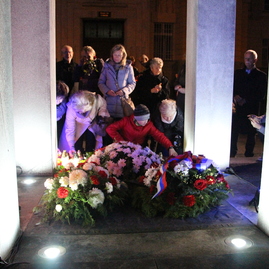 Historický odkaz z novembra 1989 si pripomenuli aj v krajskom meste trenčín - IMG_8686