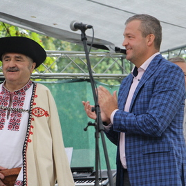 Hodové slávnosti v dolnom lieskove s nádychom tradícií, ľudovej kultúry, zábavy či živej tomboly nepokazilo ani daždivé počasie - IMG_0035