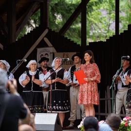 Zväčšiť fotografiu - Horná Mariková opäť žila folklórom