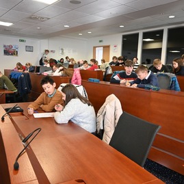 Zväčšiť fotografiu - Hvezdáreň partizánske zaznamenala rekordnú účasť v súťaži pre deti - Príroda plná vedomostí v Trenčíne na Úrade TSK (3)