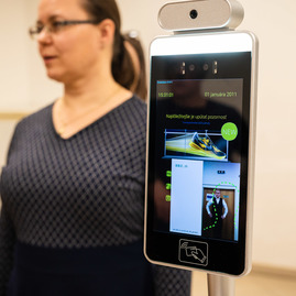 Zväčšiť fotografiu - Ich ambíciou je verejne prístupný digitálny archív - TSK_KD_DI_cesty_SPŠ_CTK_mini-113