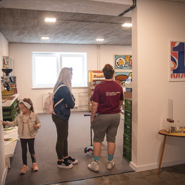 Zväčšiť fotografiu - Jabloň je ukážkovým kultúrno - kreatívnym centrom - TSK_DOD Galéria Jabloň_mini-19