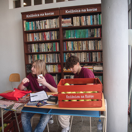 Zväčšiť fotografiu - Jabloň je ukážkovým kultúrno - kreatívnym centrom - TSK_DOD Galéria Jabloň_mini-21