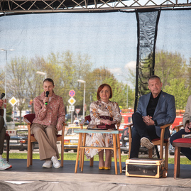 Zväčšiť fotografiu - Jabloň je ukážkovým kultúrno - kreatívnym centrom - TSK_DOD Galéria Jabloň_mini-26