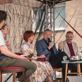 Zväčšiť fotografiu - Jabloň je ukážkovým kultúrno - kreatívnym centrom - TSK_DOD Galéria Jabloň_mini-38