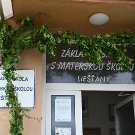 Zväčšiť fotografiu - Jeden deň, tri podujatia alebo ako na hornej nitre posilňujú regionálnu identitu
