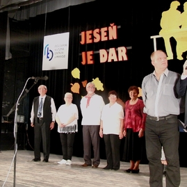 Jesennými darmi boli slnečné vystúpenia - 007