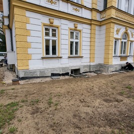 Zväčšiť fotografiu - Knihy v považskobystrickej knižnici zostanú v suchu - 20210920_085844