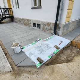 Zväčšiť fotografiu - Knihy v považskobystrickej knižnici zostanú v suchu - 20210923_080944