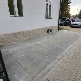 Zväčšiť fotografiu - Knihy v považskobystrickej knižnici zostanú v suchu - 20210927_145430