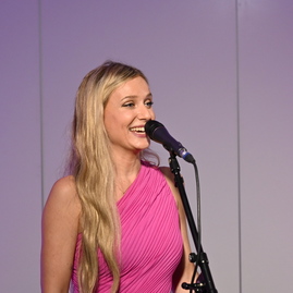 Zväčšiť fotografiu - Kraj ocenil osobnosti a kolektívy, ktoré zveľaďujú kultúrne dedičstvo