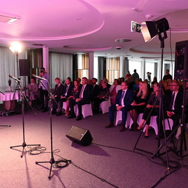 Zväčšiť fotografiu - Kraj ocenil osobnosti a kolektívy, ktoré zveľaďujú kultúrne dedičstvo