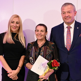 Zväčšiť fotografiu - Kraj ocenil osobnosti a kolektívy, ktoré zveľaďujú kultúrne dedičstvo