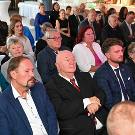 Zväčšiť fotografiu - Kraj ocenil osobnosti a kolektívy, ktoré zveľaďujú kultúrne dedičstvo