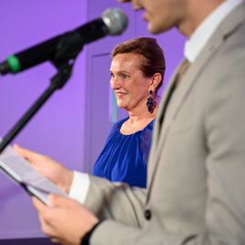 Zväčšiť fotografiu - Kraj ocenil osobnosti a kolektívy, ktoré zveľaďujú kultúrne dedičstvo