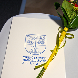 Zväčšiť fotografiu - Kraj ocenil osobnosti a kolektívy, ktoré zveľaďujú kultúrne dedičstvo