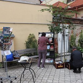 Zväčšiť fotografiu - Letná čitáreň ponúkne svoje služby už po 9.-krát - image__33_v3754