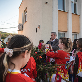 Zväčšiť fotografiu - Mestá a obce v kraji hýria farbami - TSK_pretek kurierov_maj_mini-81