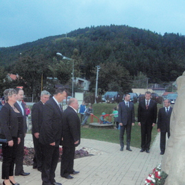 Mier je potrebné chrániť aj dnes. to je odkaz snp pre mladé generácie. - SNP_Nitrica_06