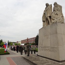 Mier je potrebné chrániť aj dnes. to je odkaz snp pre mladé generácie. - SNP_Partizanske_17