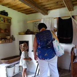 Zväčšiť fotografiu - 24.Expozica Tradicna ludova kultura v Marikovej 14.7.2024 (Zdroj: Vlastivedné múzeum v Považskej Bystrici)