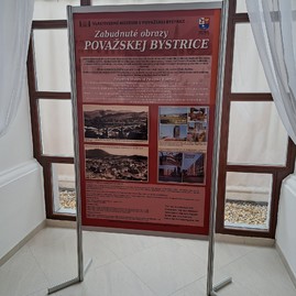 Zväčšiť fotografiu - 28.Výstava Zabudnuté obrazy PB-kaštiel Orlové (Zdroj: Vlastivedné múzeum v Považskej Bystrici)