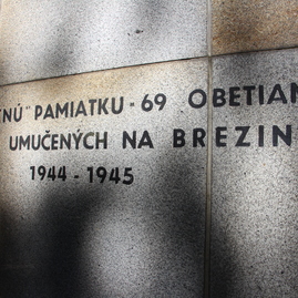 Na hrdinov slovenského národného povstania spomínali opäť aj na brezine - IMG_0012