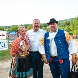 Zväčšiť fotografiu - Na kopaniciach odštartovali oslavu kultúrneho dedičstva - TSK_MFF24_mini-4