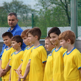 Na považí vyrástli farebné máje, symboly jari, prebúdzajúcej sa prírody, ale aj mladosti a hojnej úrody - 8
