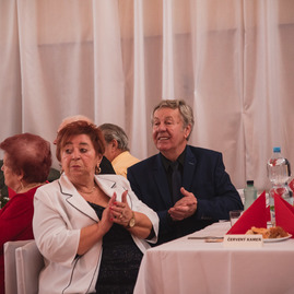 Zväčšiť fotografiu - Na pravom brehu váhu je dnes veselo - TSK_piatok_mini-13