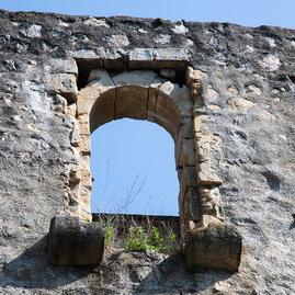 Na trenčianskom hrade župa začína s budovaním nového vstupu so samostatnou pokladňou - 20180605_TN_Juzne_opevnenie_foto_Radovan_Stoklasa_030w