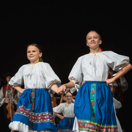 Zväčšiť fotografiu - Narodeniny oslávili poriadne energicky! - TSK_FS Váh_50_mini-8