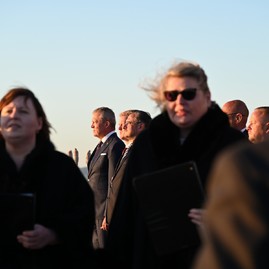 Zväčšiť fotografiu - Nielen fakle, ale aj srdcia sa opäť rozhoreli pri spomienke na generála
