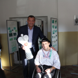 Obyvatelia trenčianskeho kraja spoločne s trenčianskym županom opäť dokázali, že si cenia tradície - IMG_9483 Harmonika