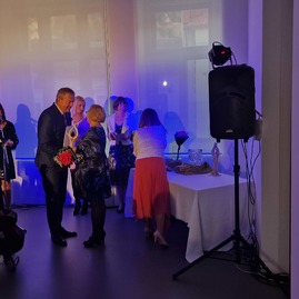 Zväčšiť fotografiu - Ocenenia v rámci flores musarum odovzdané, laureátom spievala sima magušinová - 20221010_173840